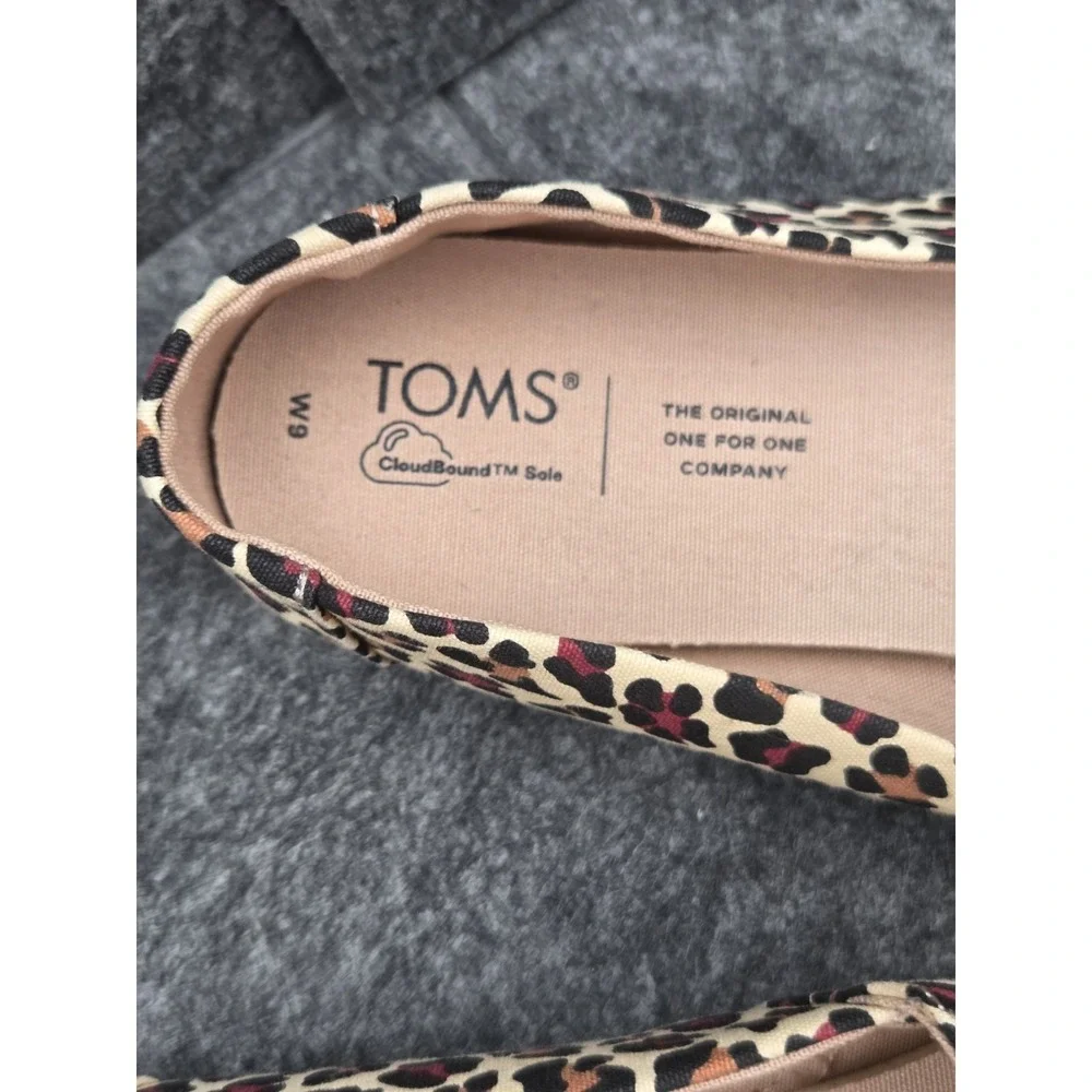 NWOB TOMS Womens Alpargata Slip On Leopard Print Shoes Sz W9 Lightweight Summer